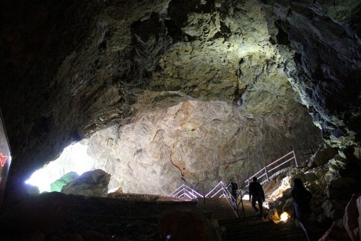 Пещера Ресава