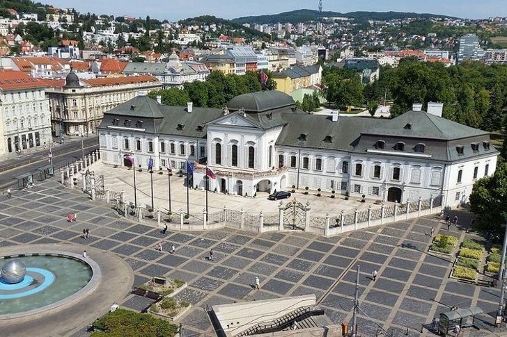 格拉萨尔科维奇宫