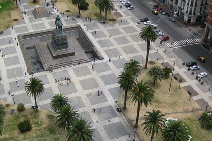 Plaza de la Independencia, Montevideo