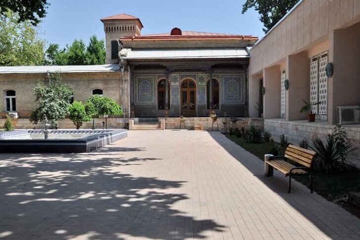 Museo de Artes Aplicadas de Uzbekistán