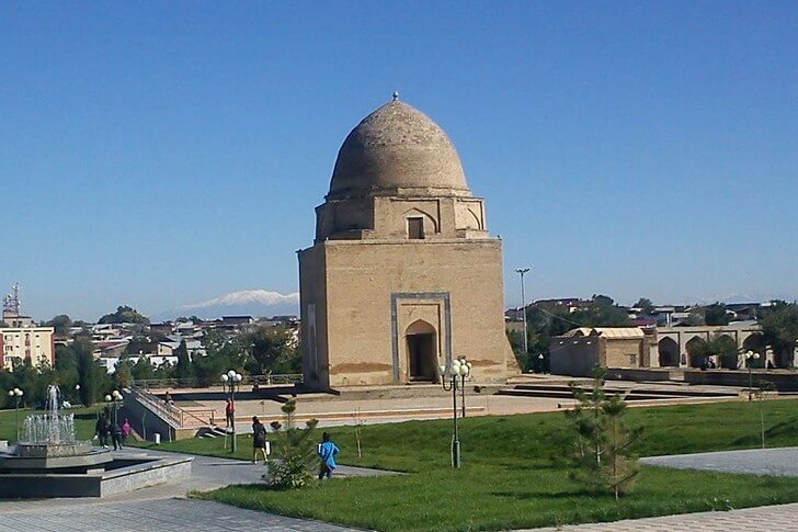 Mausoleum Rukhabad in Samarkand