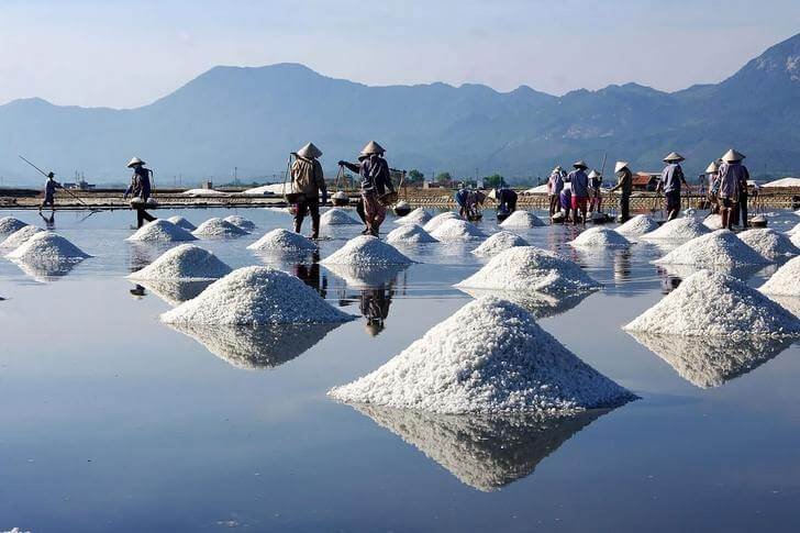 Salt plantations of Khon Khoi
